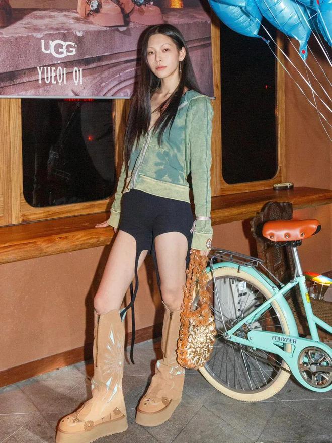 秋冬时尚休闲女鞋单品趋势预测OG真人赋能自然--2526(图3) 秋冬时尚休闲女鞋单品趋势预测OG真人赋能自然--2526(图3)